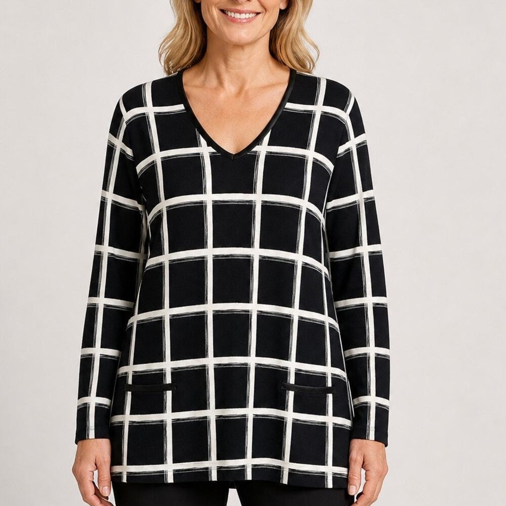 Chicos 3 Ponte V Neck Top XL Block Print Black White Long Sleeve Art to Wear